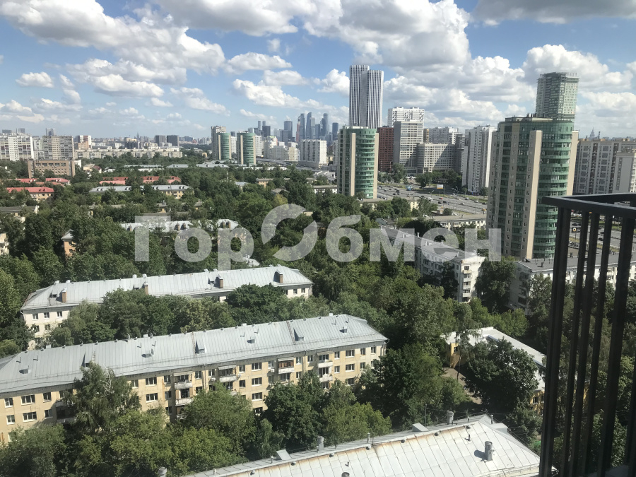 Продажа 3-комнатной квартиры, Москва, Россия,   улица Генерала Глаголева