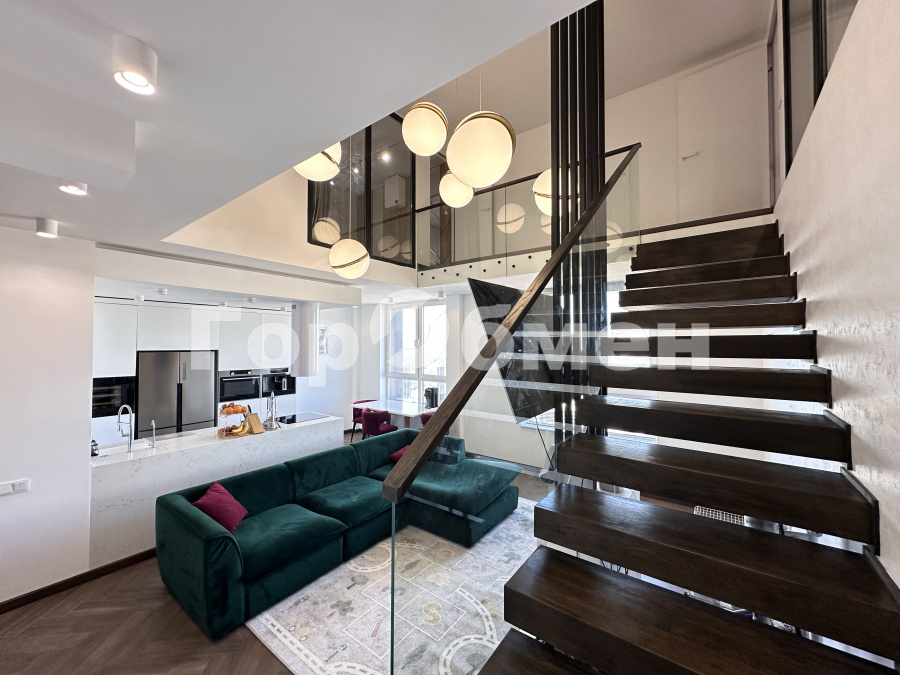 Продажа 4-комнатной квартиры, Москва, Россия,    Шелепихинская набережная