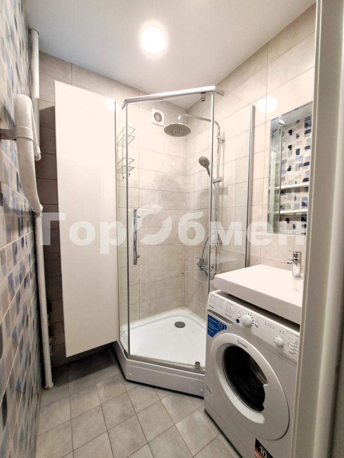 Аренда 2-комнатной квартиры, Москва, Россия,   Васильевская улица