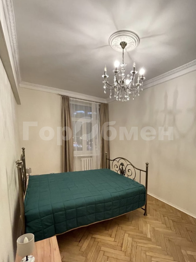 Аренда 2-комнатной квартиры, Москва, Россия,   Студенческая улица