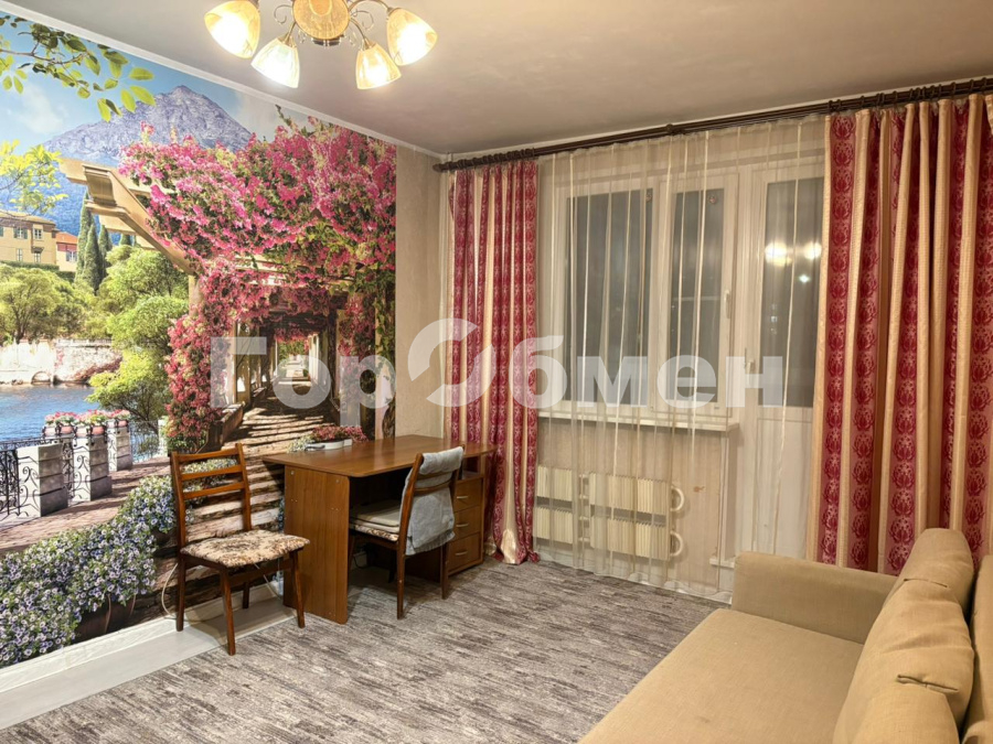 Аренда 2-комнатной квартиры, Москва, Россия,   Филёвский бульвар