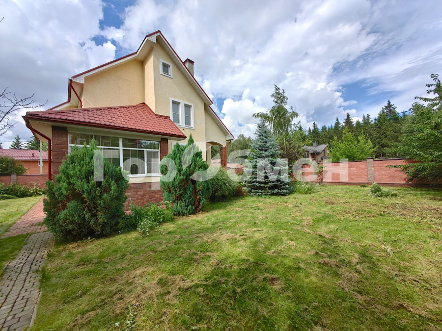 Продажа дома, 300м <sup>2</sup>, 10 сот., Московская, Россия,   городской округ Домодедово