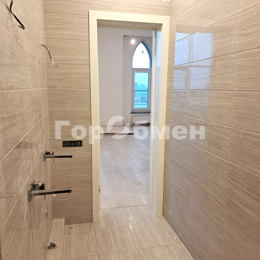 Продажа 4-комнатной квартиры, Москва, Россия,   1-я Мясниковская улица