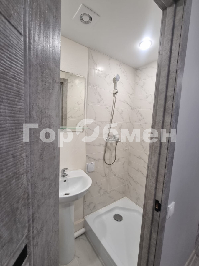 Продажа квартиры, Москва, Россия,   улица Коновалова