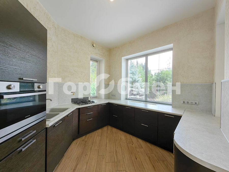 Продажа дома, 300м <sup>2</sup>, 10 сот., Московская, Россия,   городской округ Домодедово