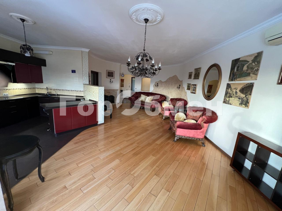 Продажа 3-комнатной квартиры, Москва, Россия,   улица Пырьева