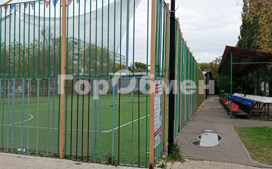 Продажа 2-комнатной квартиры, Москва, Россия,    Уссурийская улица