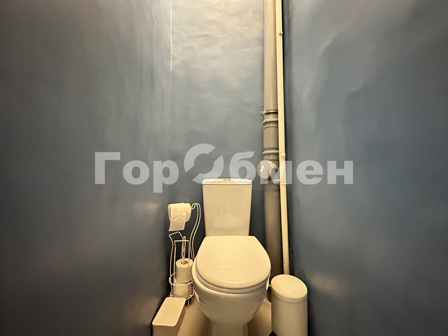 Продажа 3-комнатной квартиры, Москва, Россия,    Карманицкий переулок