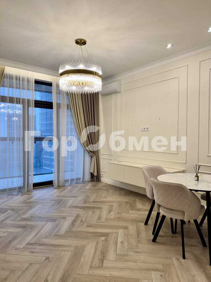 Аренда 2-комнатной квартиры, Москва, Россия,   улица Янковского