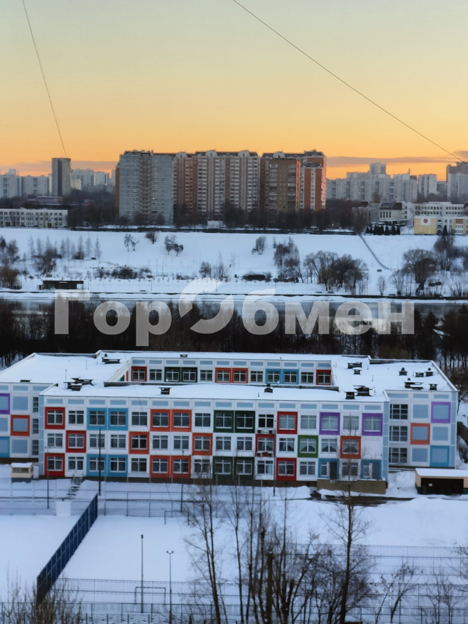 Аренда 2-комнатной квартиры, Москва, Россия,   Новочеркасский бульвар