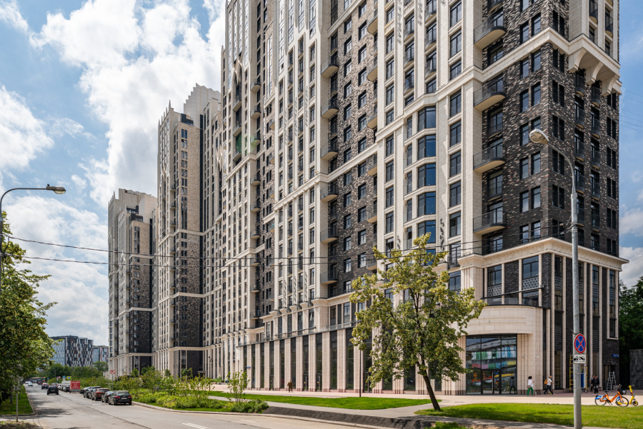 Продажа 2-комнатной квартиры, Москва, Россия,    улица Академика Королёва