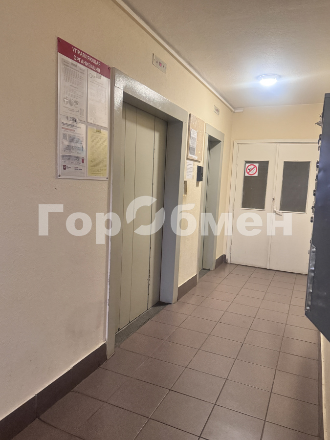 Продажа 2-комнатной квартиры, Москва, Россия,   Лукинская улица