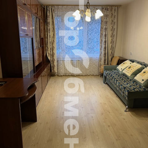 Аренда 3-комнатной квартиры, Москва, Россия,   улица 26 Бакинских Комиссаров