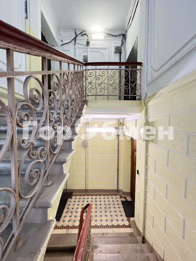 Продажа 5-комнатной квартиры, Москва, Россия,   Цветной бульвар