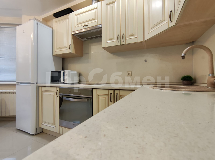 Аренда 2-комнатной квартиры, Красногорск, Россия,   городской округ   Красногорский бульвар