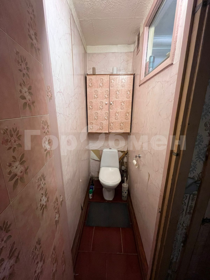 Продажа 3-комнатной квартиры, Москва, Россия,   улица Героев Панфиловцев