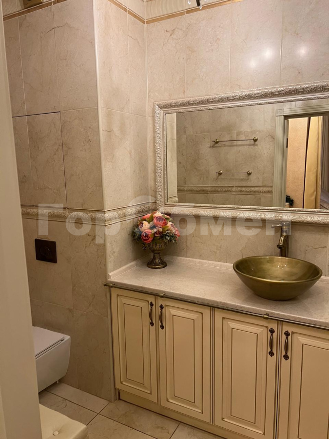 Продажа 2-комнатной квартиры, Реутов, Россия,    улица Реутовских Ополченцев