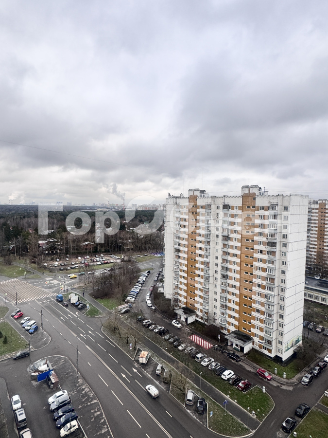 Продажа 2-комнатной квартиры, Москва, Россия,   Лукинская улица