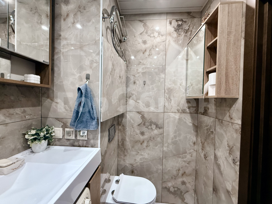 Аренда 3-комнатной квартиры, Москва, Россия,    Славянский бульвар