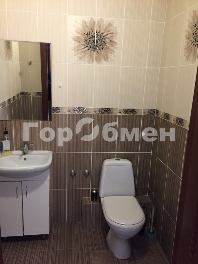 Аренда 2-комнатной квартиры, Москва, Россия,   бульвар Маршала Рокоссовского