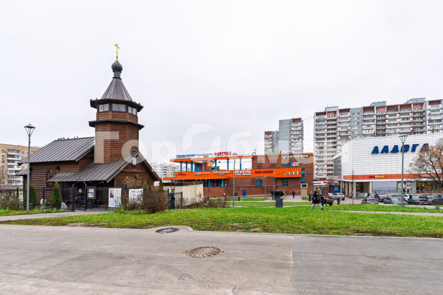 Продажа 1-комнатной квартиры, Москва, Россия,   Полярная улица