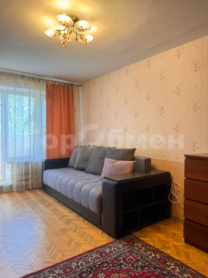 Аренда 2-комнатной квартиры, Москва, Россия,    Кантемировская улица