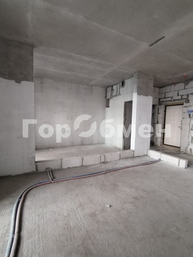 Продажа 2-комнатной квартиры, Москва, Россия,    Никитинская улица