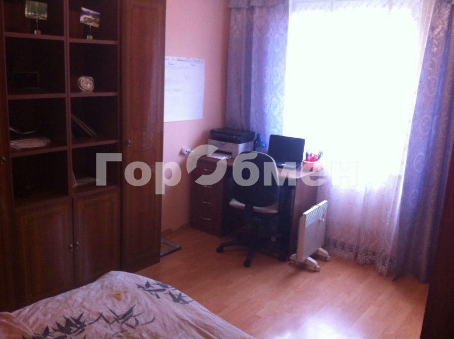 Продажа 2-комнатной квартиры, Москва, Россия,   Харьковская улица