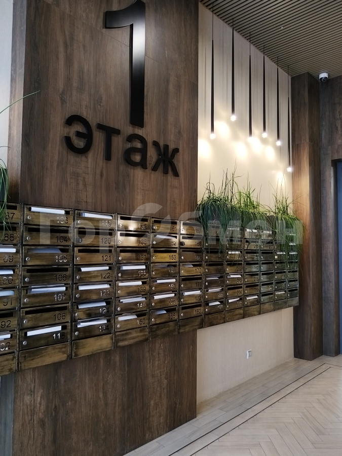 Продажа 2-комнатной квартиры, Москва, Россия,    Басманный переулок