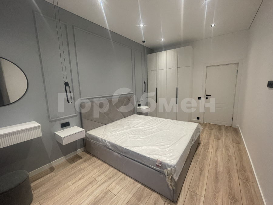 Продажа 2-комнатной квартиры, Москва, Россия,   улица Виктора Маслова