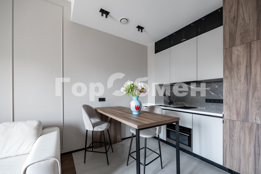 Продажа 1-комнатной квартиры, Москва, Россия,   1-я улица Ямского Поля