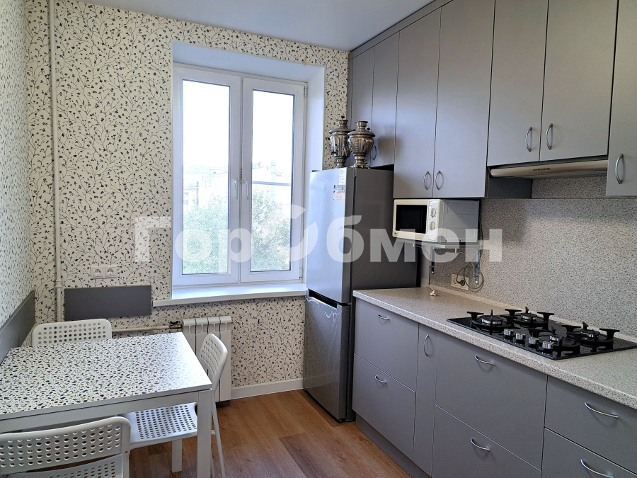 Аренда 2-комнатной квартиры, Москва, Россия,   Васильевская улица