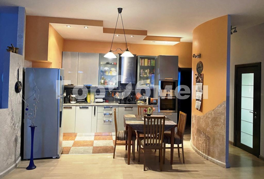 Продажа 3-комнатной квартиры, Москва, Россия,    Кочновский проезд