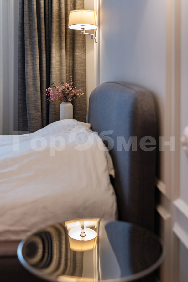 Продажа 3-комнатной квартиры, Москва, Россия,    Минская улица