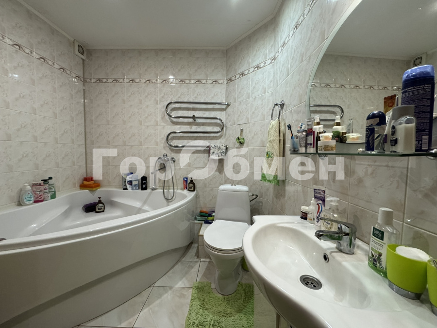 Продажа 4-комнатной квартиры, Зеленоградск, Россия,   Зеленоградский муниципальный округ