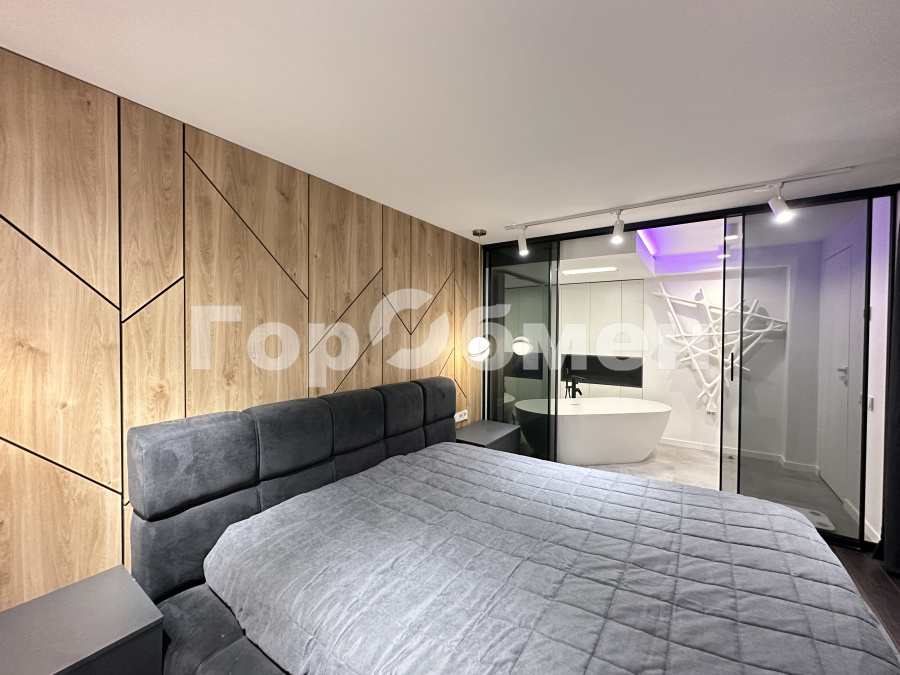 Продажа 4-комнатной квартиры, Москва, Россия,    Шелепихинская набережная