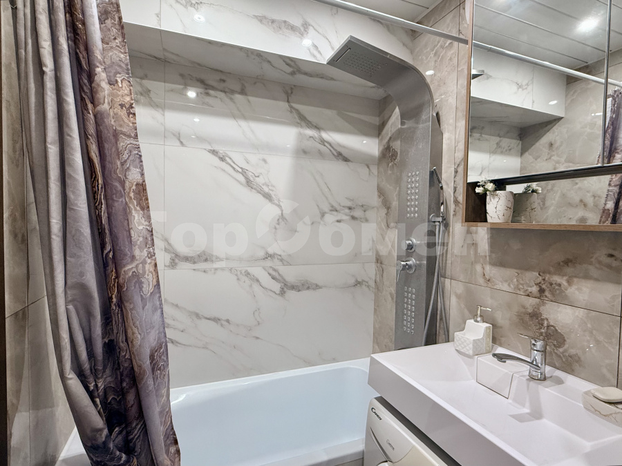 Аренда 3-комнатной квартиры, Москва, Россия,    Славянский бульвар