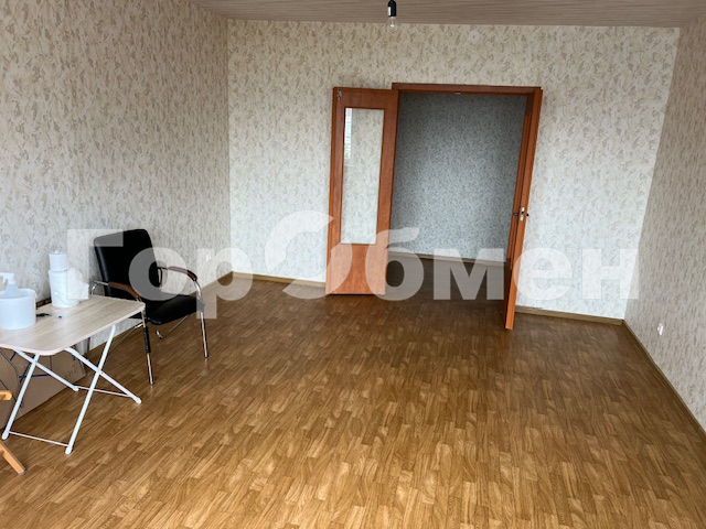 Продажа 2-комнатной квартиры, Москва, Россия,    улица Бутлерова