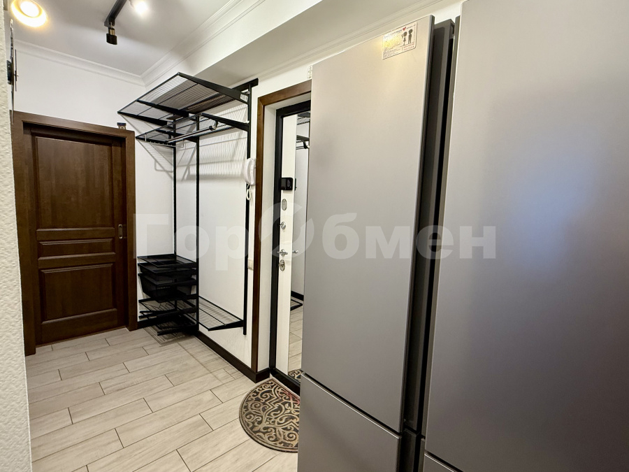 Аренда 3-комнатной квартиры, Москва, Россия,    Славянский бульвар