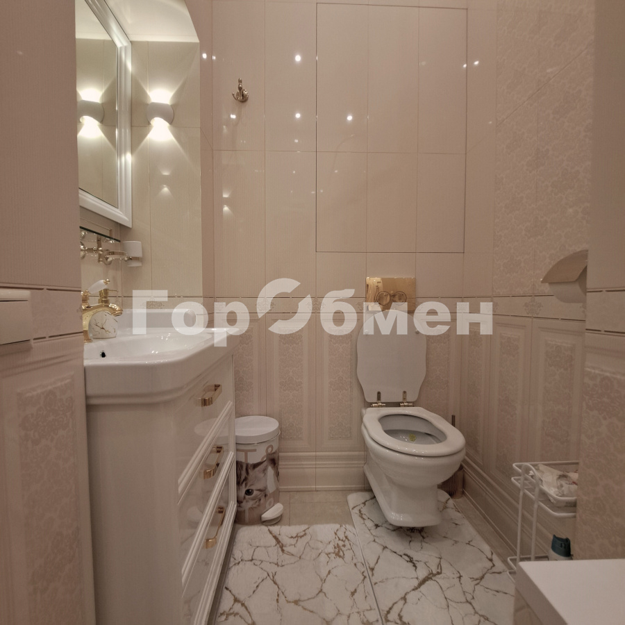Продажа 3-комнатной квартиры, Москва, Россия,   1-я Владимирская улица