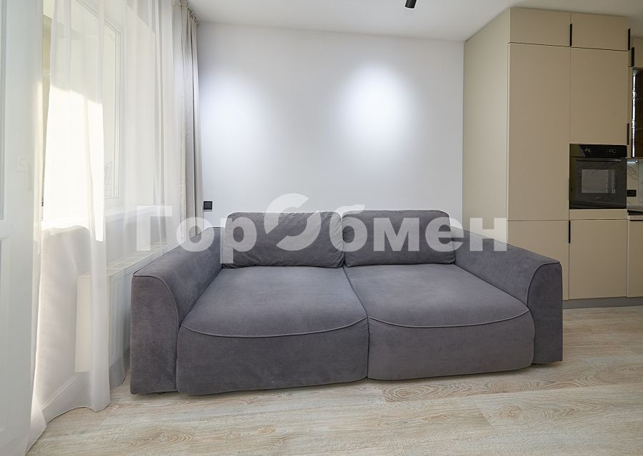 Продажа квартиры, Санкт-Петербург, Россия,    Смоленская улица