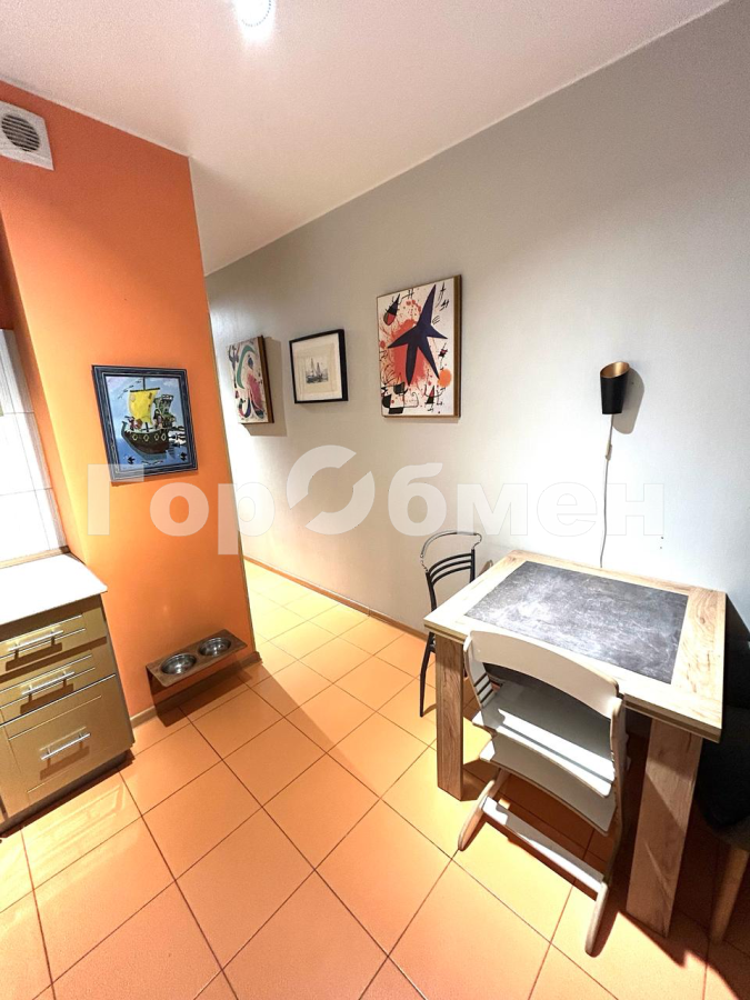 Продажа 1-комнатной квартиры, Москва, Россия,   Южный административный округ