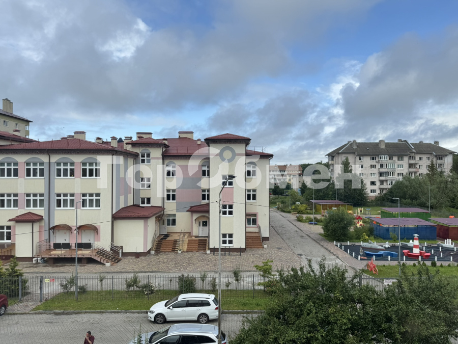 Продажа 4-комнатной квартиры, Зеленоградск, Россия,   Зеленоградский муниципальный округ