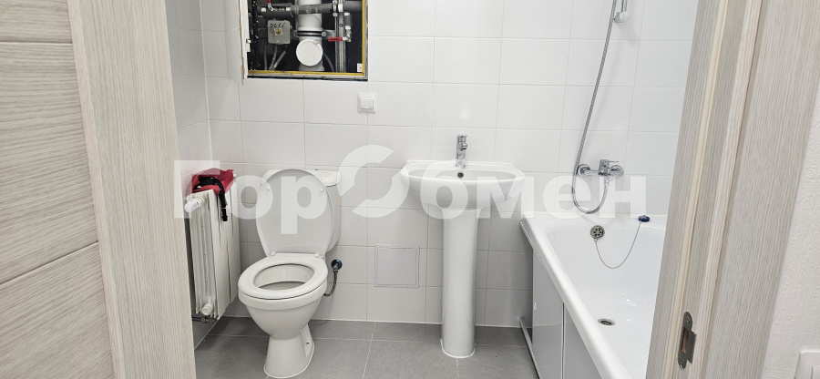 Продажа 2-комнатной квартиры, Москва, Россия,    проезд Досфлота