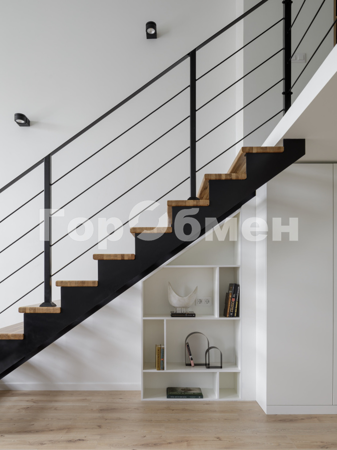 Продажа 2-комнатной квартиры, Москва, Россия,    Нижняя Красносельская улица