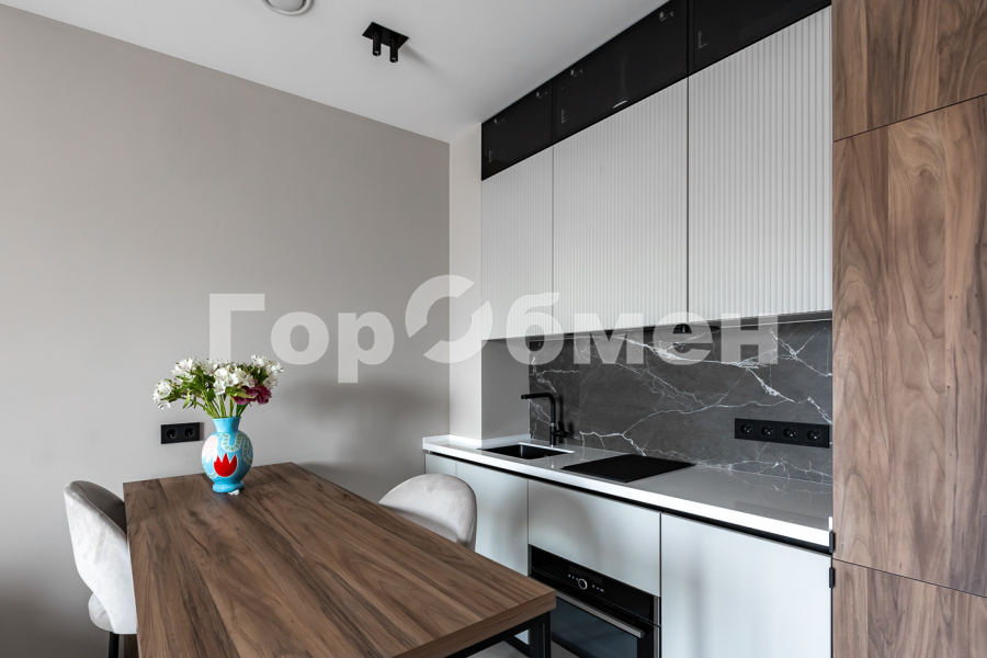 Продажа 1-комнатной квартиры, Москва, Россия,   1-я улица Ямского Поля