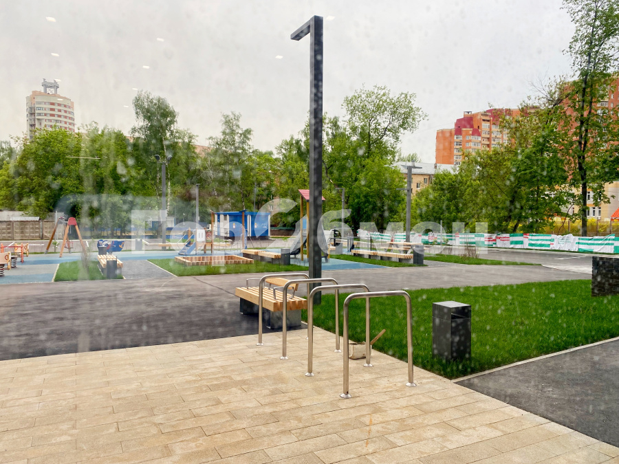 Продажа 3-комнатной квартиры, Москва, Россия,   улица Генерала Глаголева