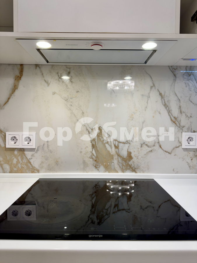 Аренда 2-комнатной квартиры, Москва, Россия,   улица Янковского