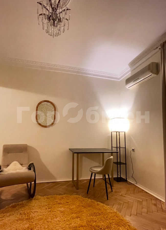 Аренда 2-комнатной квартиры, Москва, Россия,   Студенческая улица