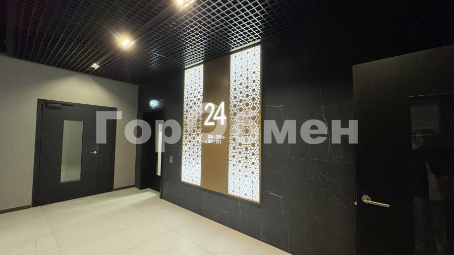 Продажа 3-комнатной квартиры, Москва, Россия,    Электролитный проезд